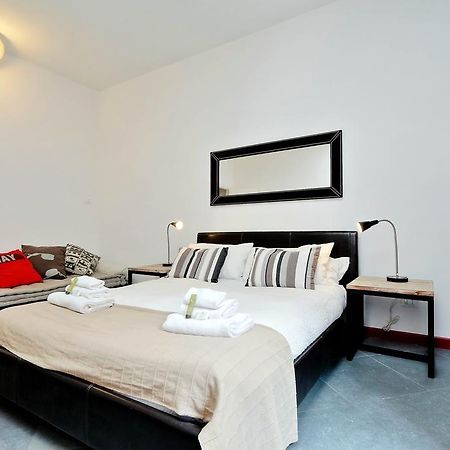 Cozy Apartment Fabia 300 Mt From Colosseum Εξωτερικό φωτογραφία